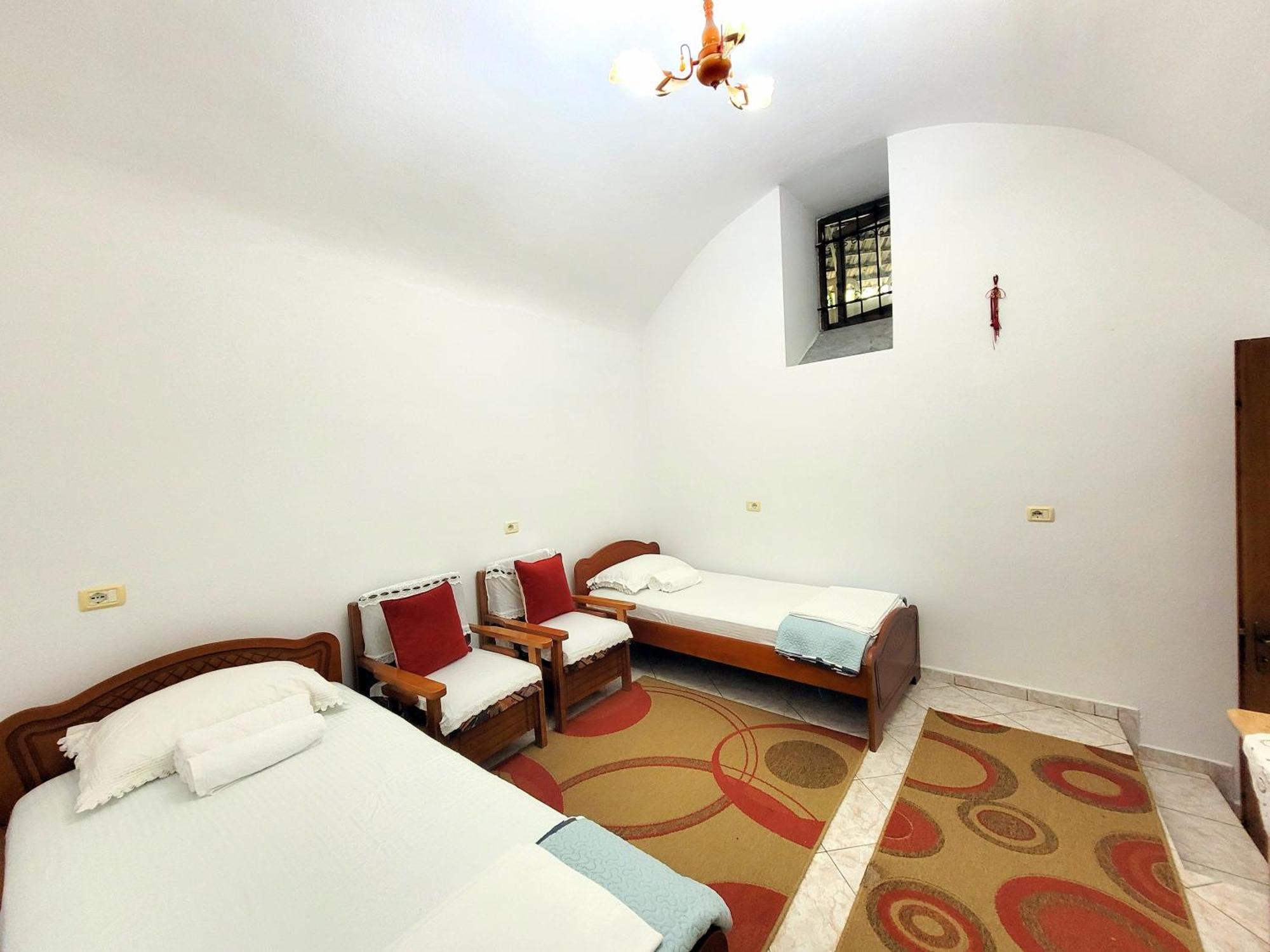 Marbi Guest House Gjirokastër Exteriér fotografie