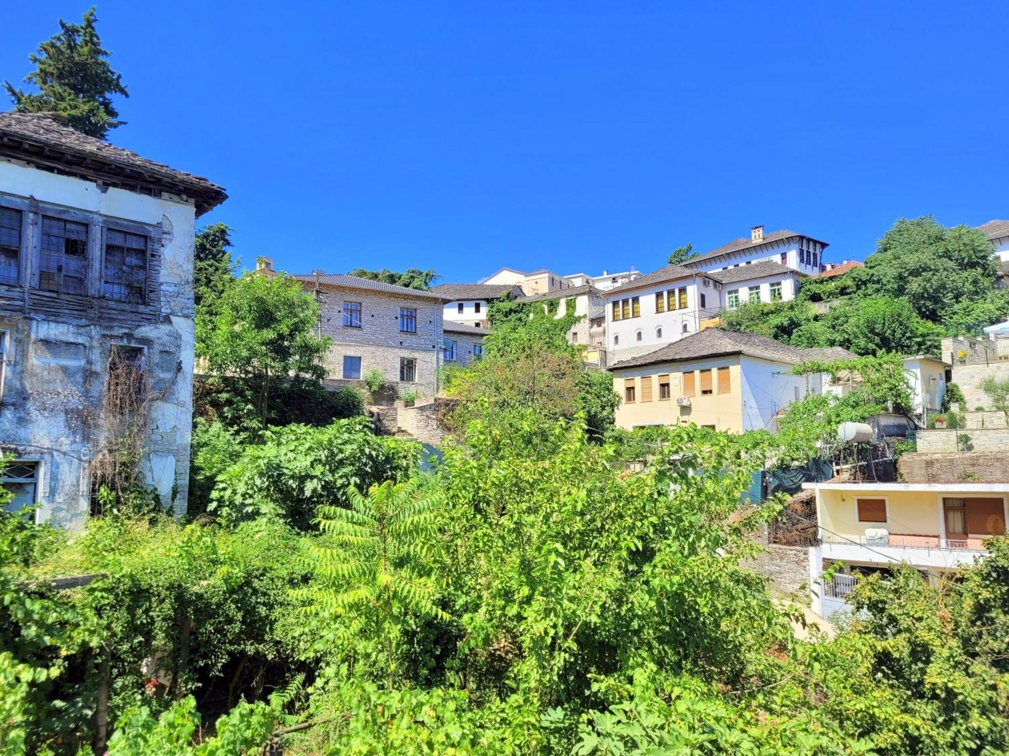Marbi Guest House Gjirokastër Exteriér fotografie