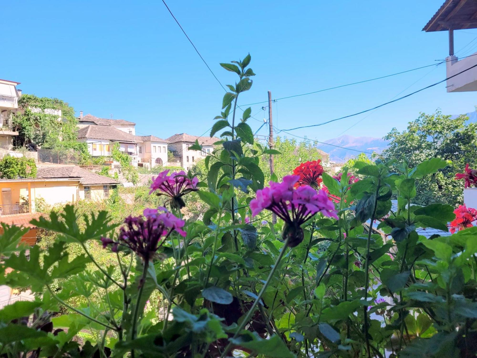 Marbi Guest House Gjirokastër Exteriér fotografie